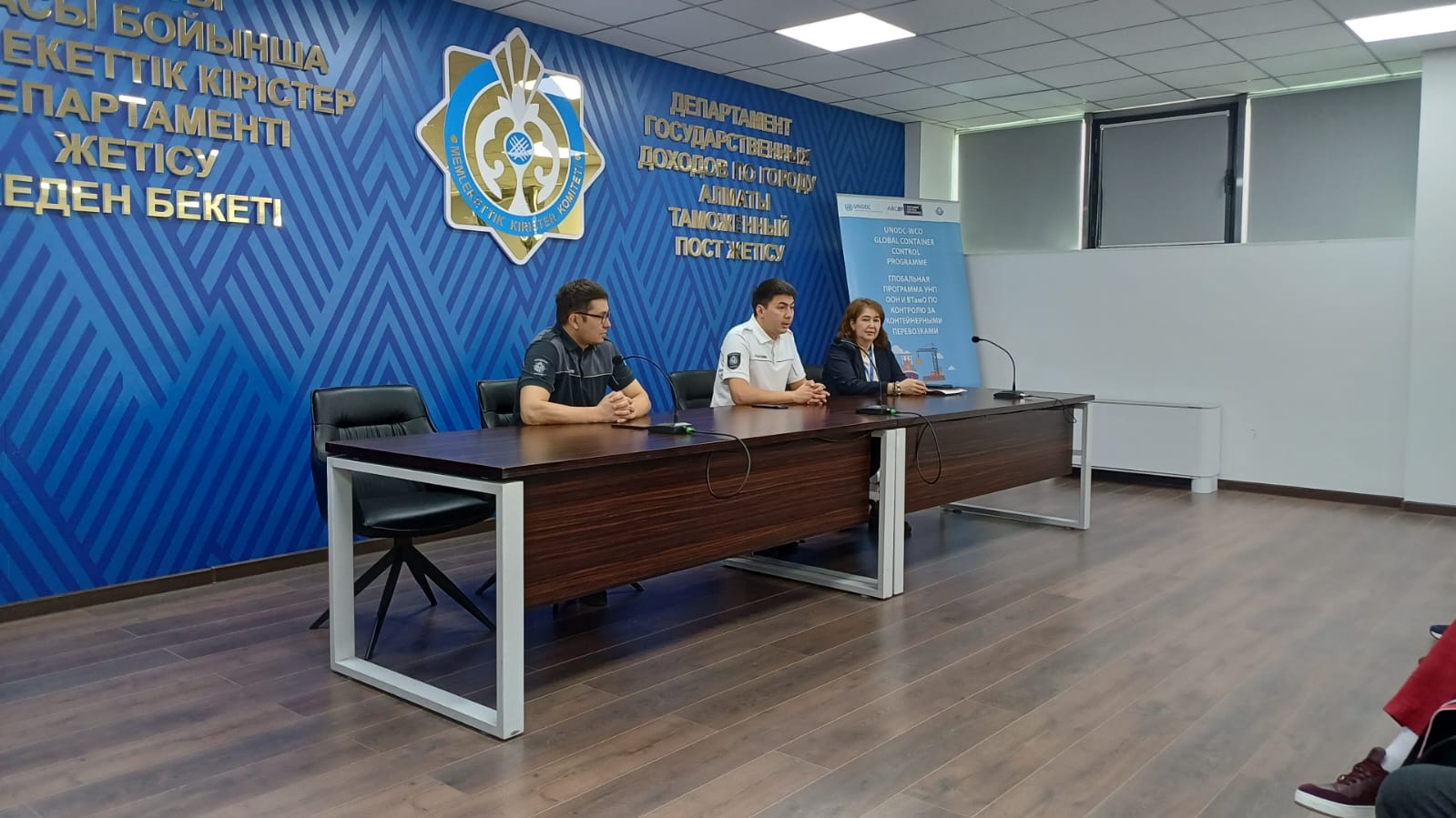 Студенты Университет Омир приняли участие в Дне открытых дверей на таможенном посту и в международном аэропорту.
